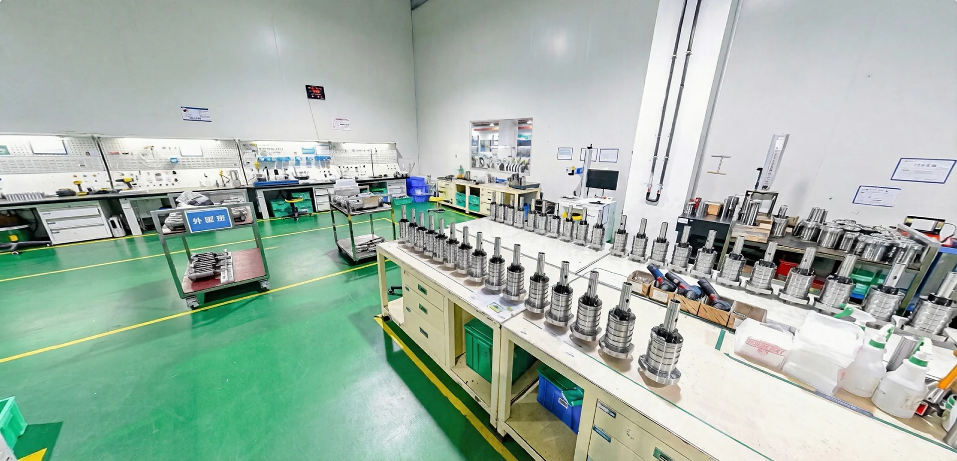 Assembly workshop with spindle components